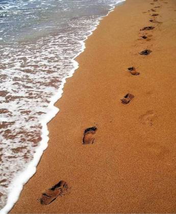footprints_in_the_sand_op pbucket
